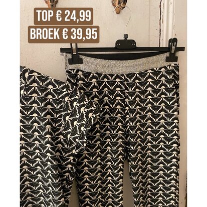 Chastar Mieke travel  top - print