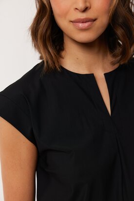 G Maxx Emmy top black