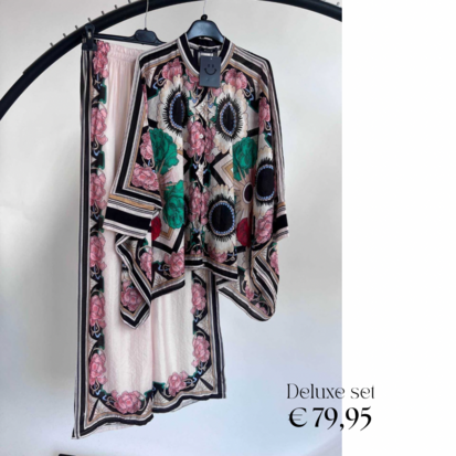 Lovina tweedelige set offwhite/zwart/roze