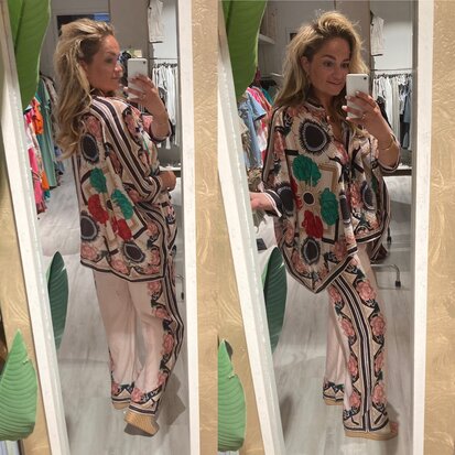 Lovina tweedelige set offwhite/zwart/roze