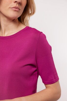 23. C&S Cyrina trui raspberry