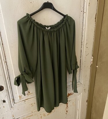 Britt tuniek -  army 