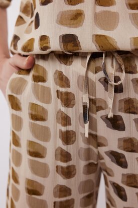 C&S Zafra pants sand/mustard olive