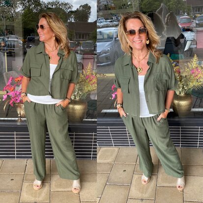 Carola comfy set army