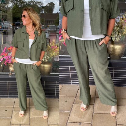 Carola comfy set army