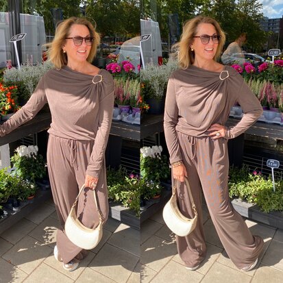 Alida top bruin
