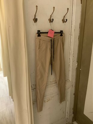 Claim 65 joggingbroek coating