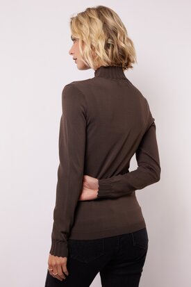 Fluresk Calyx knit sweater