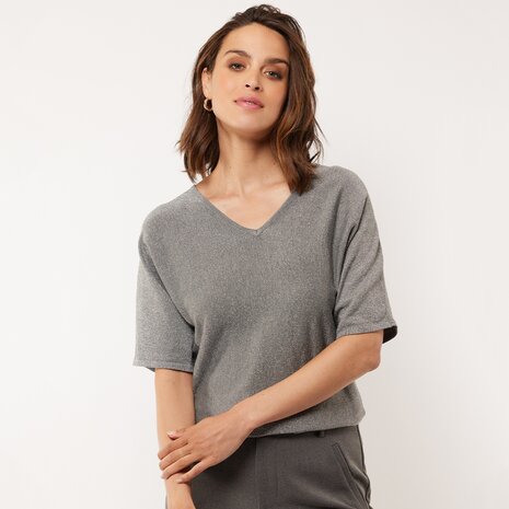 55. G Maxx Edlin fijngebreide top gray melange