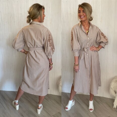 C&S Nantes dress offwhite/tiger eye