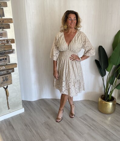 Linda Lace jurk beige