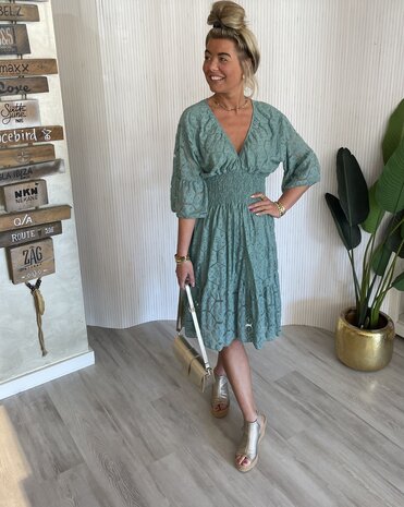 Linda Lace jurk zeegroen