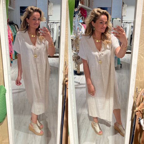 Esmee jurk beige (zonder glans)