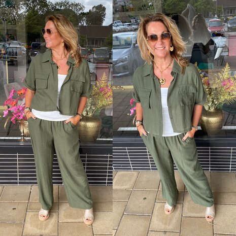 Carola comfy set army