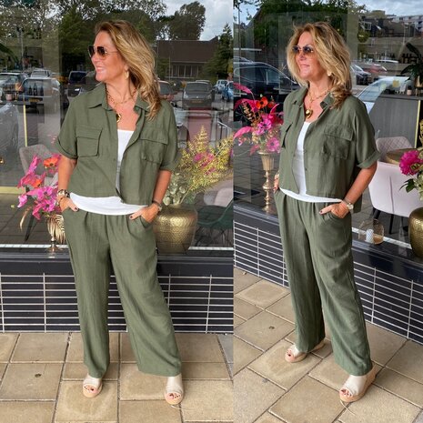 Carola comfy set army