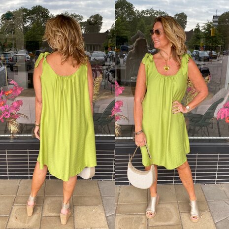 Azzurro Roosje dress pistache