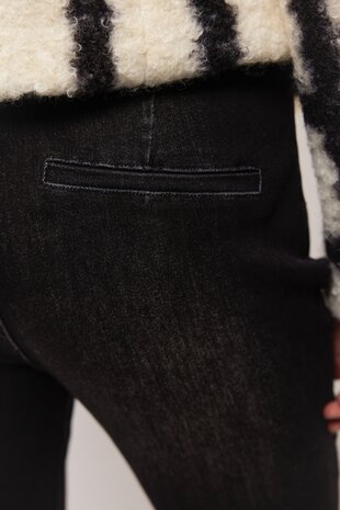 G maxx Anushka pants
