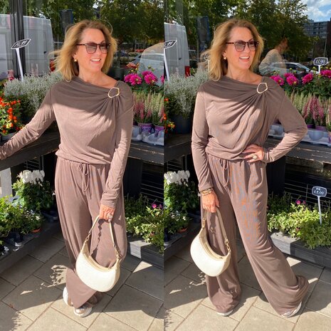 Alida top bruin