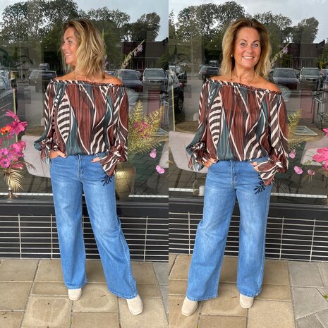 Laura print top off shoulder