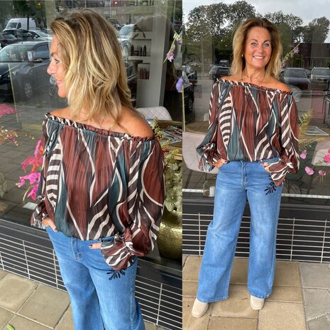 Laura print top off shoulder