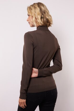 Fluresk Calyx knit sweater