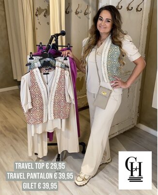 Chastar JOAN travel  top - ECRU